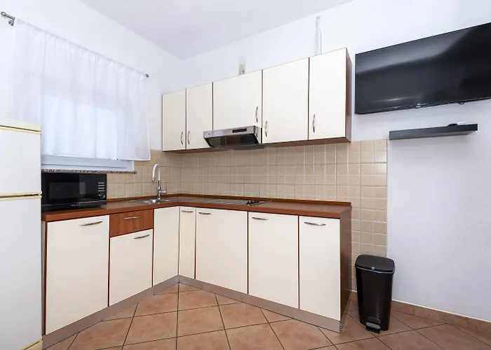 Murvica Appartement *